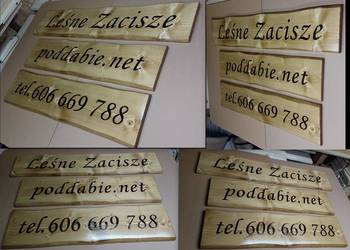 Napis na drewnie grafiką logo szyld z drewna tablica grawer