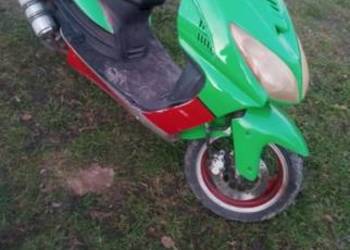 Sprzedam skutery więcej informacji priv