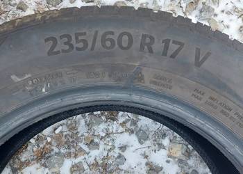 Opony całoroczne  235 60 17 continental