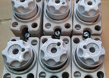 Gniazdo bezpiecznikowe tablicowe z główką 25 A