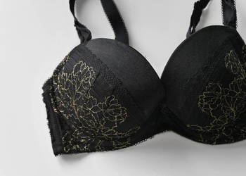 Marks&Spencer biustonosz złota nitka 70 DD