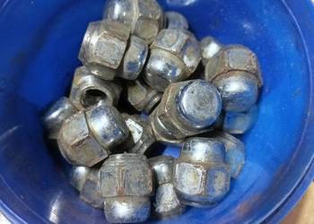 nissan xtrail t30 nakrętki koła