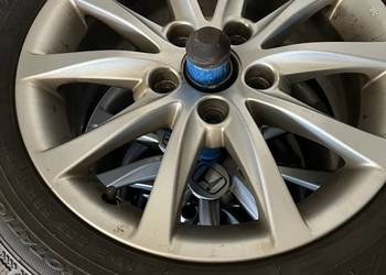 Felgi aluminiowe honda civic IX z oponami zimowymi