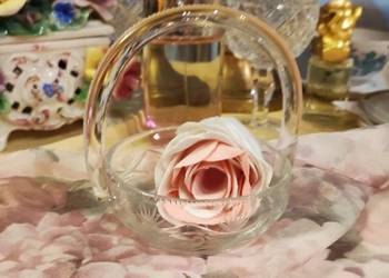 Stary koszyczek kryształowy rzeźbiony