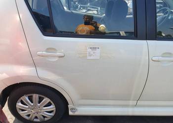 DRZWI PRAWE TYŁ DAIHATSU SIRION