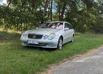 2003 Mercedes-Benz W211