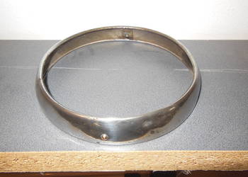 Ramka Lampy Przedniej Iż 49