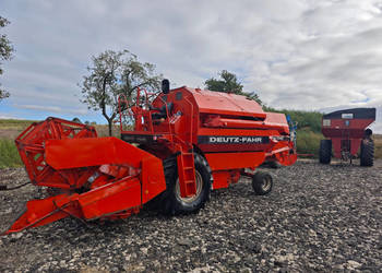 Kombajn DEUTZ-FAHR M 1080 + heder 3 m