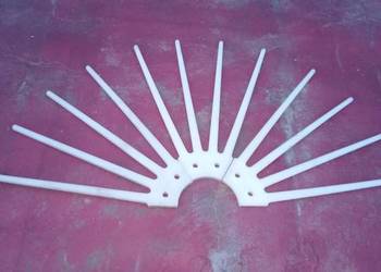 Zabierak otrzasacz do kombajnów do owoców