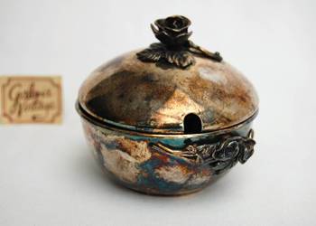 Nowa posrebrzana cukiernica platerowana srebrem róże Resovia vintage