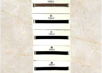 Chokery a'la aksamit - zestaw 5 sztuk, ONLY, U