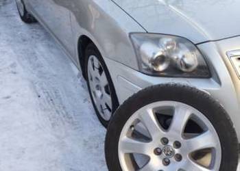 Sprzedam Toyota avensis2