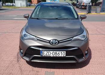 Toyota Avensis 1.8 benzyna