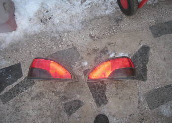 Lampa tylna prawa lub lewa kompletna Peugeot 306 Sedan 93-98 przedlift