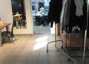 Sprzedam w pełni wyposażoną szwalnię – 200 m², maszyny, lokal, gotowy bizne