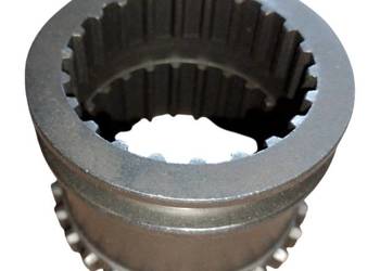 Tuleja sprzęgła reduktora 1866557M1 Ursus, 1866557M1