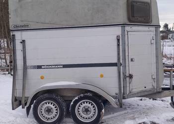 Do sprzedania przyczepa do przewozu koni