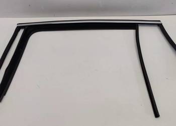 VW TIGUAN II LISTWA USZCZELKA DRZWI LEWY TYŁ 5NA839431A