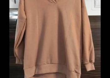 Bluza z kapturem.
