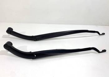 RAMIĘ WYCIERACZKI KOMPLET PRZÓD HYUNDAI KONA MOCOWANIE