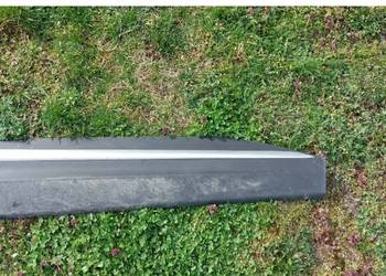 Listwa drzwi  boczna kia sportage 87722R2000 prawy przod prawa przednia