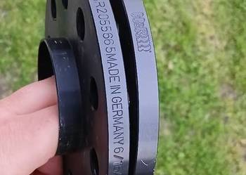 Dystanse poszerzajace H&R 2x10mm 2055665 dla MERCEDES-BENZ