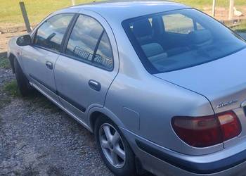 Nissan almera
