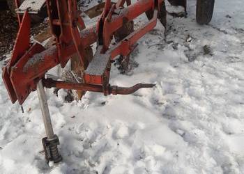 Pług kverneland resor