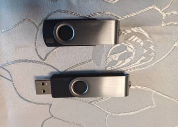 Sprzedam pendrive 8 GB