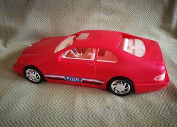 Samochód Mercedes E-Class CLK Apex Toys 39 cm z lat 1990.