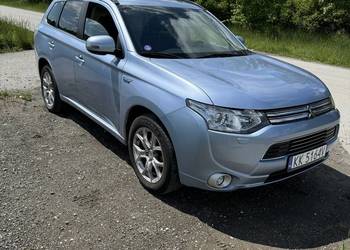 Mitsubishi outlander 3 2.0 benz. Hybryda plug in