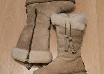 Eleganckie damskie kozaki zimowe UGG W Plumdale roz.37