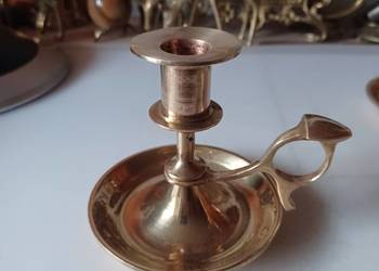 Piękny, masywny, mosiężny kaganek.