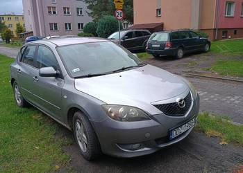 Tanio sprzedam samochód osobowy marki Mazda 3
