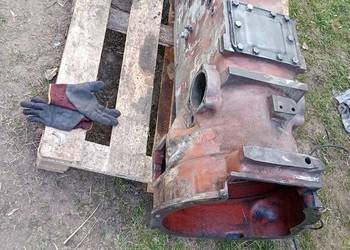 Obudowa skrzyni biegów ursus c-360, c-355, c-4011