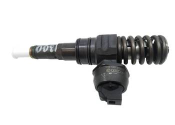 POMPOWTRYSKIWACZ 038130073BQ 2.0 TDI VW Volkswagen Golf V (2004-2009)