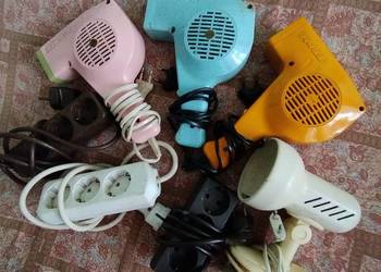 Eksponaty z PRL 3 suszarki do włosów Farel jedna lampka 3 przedłużacze