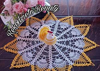 Serwetka z kurką do koszyczka Wielkanoc rękodzieło szydełko