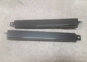 Listwy pod lampy Mercedes W124 nowy lakier