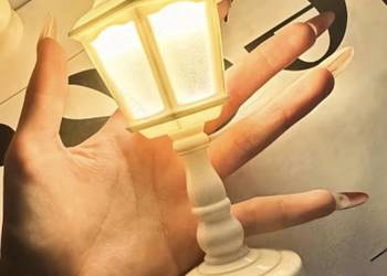 Mini lampka nocna