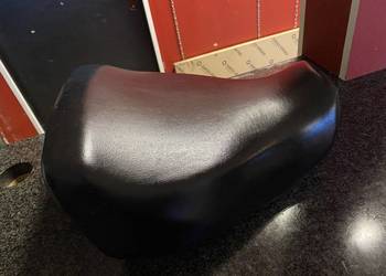 siedzenie Suzuki GSX-R 1100 W 93-94 r przód A752