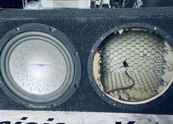 Sprzedam skrzynie subwoofer na 2 głośniki 30cm