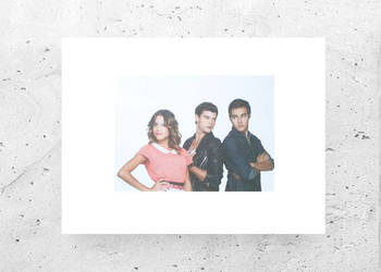 Violetta plakat A4 plakat z Violettą i chłopakami plakat z serialu Violetta