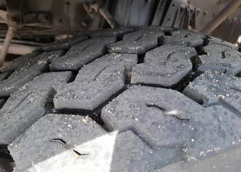 Uzywana wywrotka 4x4 mosty manual z dzwigiem Hds
