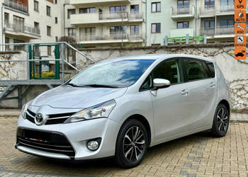 Toyota Verso 1.8 VVT-i Dynamic