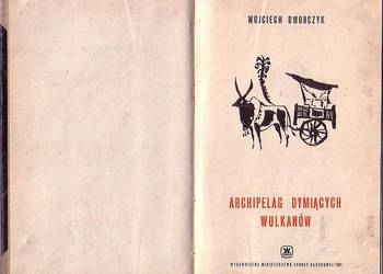 (0475) ARCHIPELAG DYMIĄCYCH WULKANÓW – WOJCIECH DWORCZYK