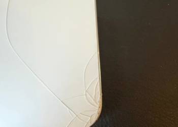 Syndyk sprzeda telefon marki Iphone 16 Pro MAX