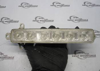 PEUGEOT 308 II światło dzienne prawe LED 9802795580