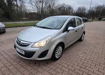 Opel Corsa 1.0  z gazem 2011rok