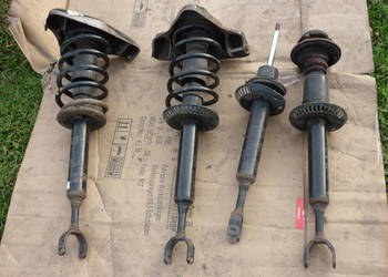Amortyzator Passat B5 3B0413031